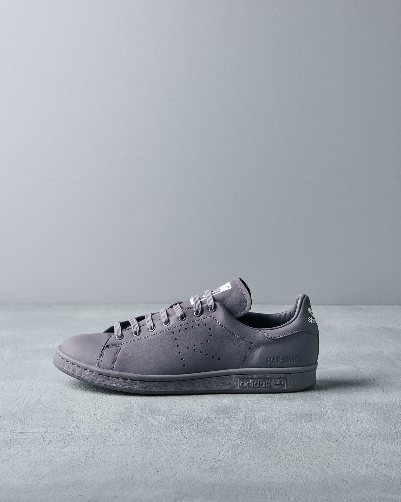 Adidas x Raf Simons Onix Stan Smith sneaker