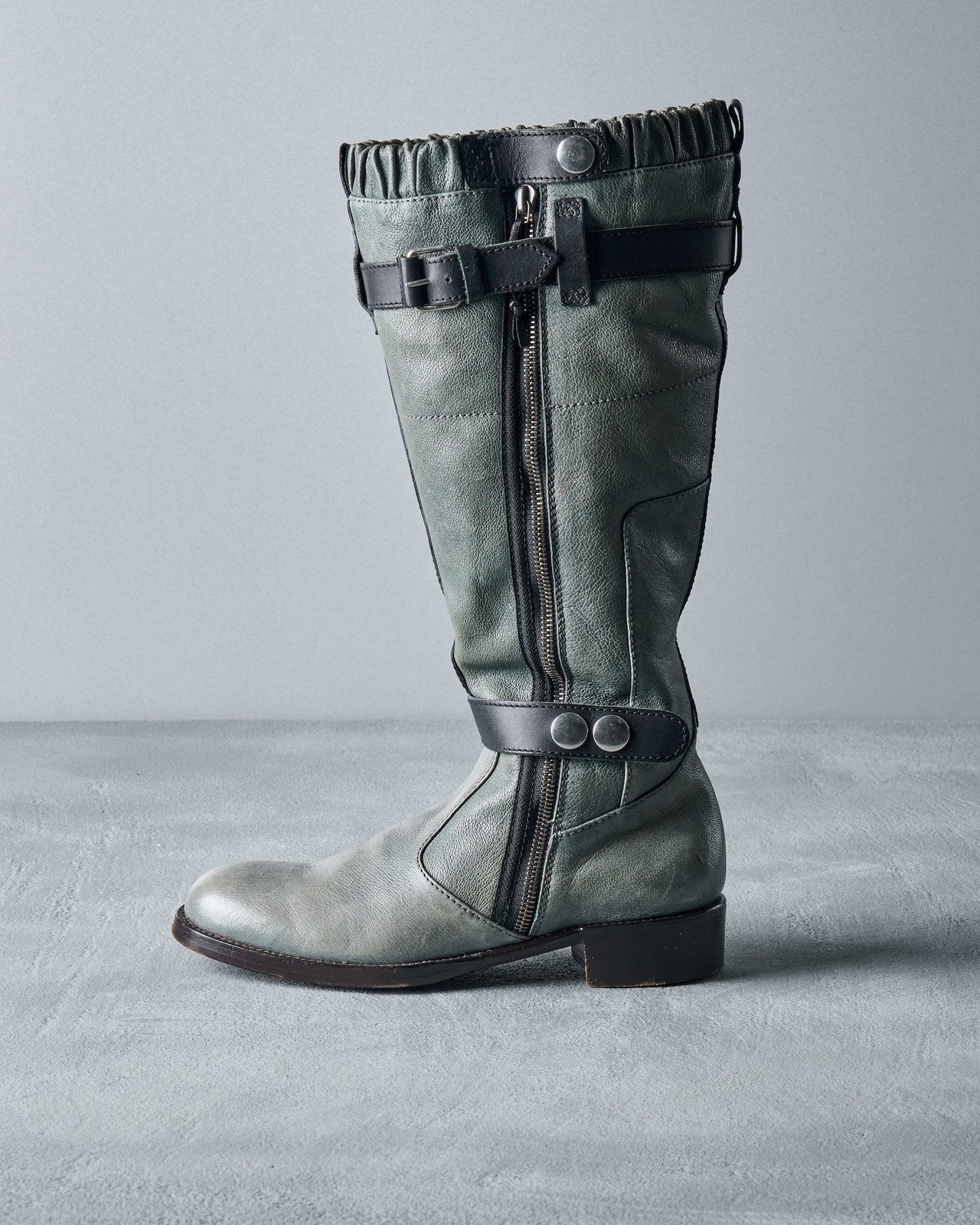 Balenciaga AW 2004 Knee high sherling riding boot