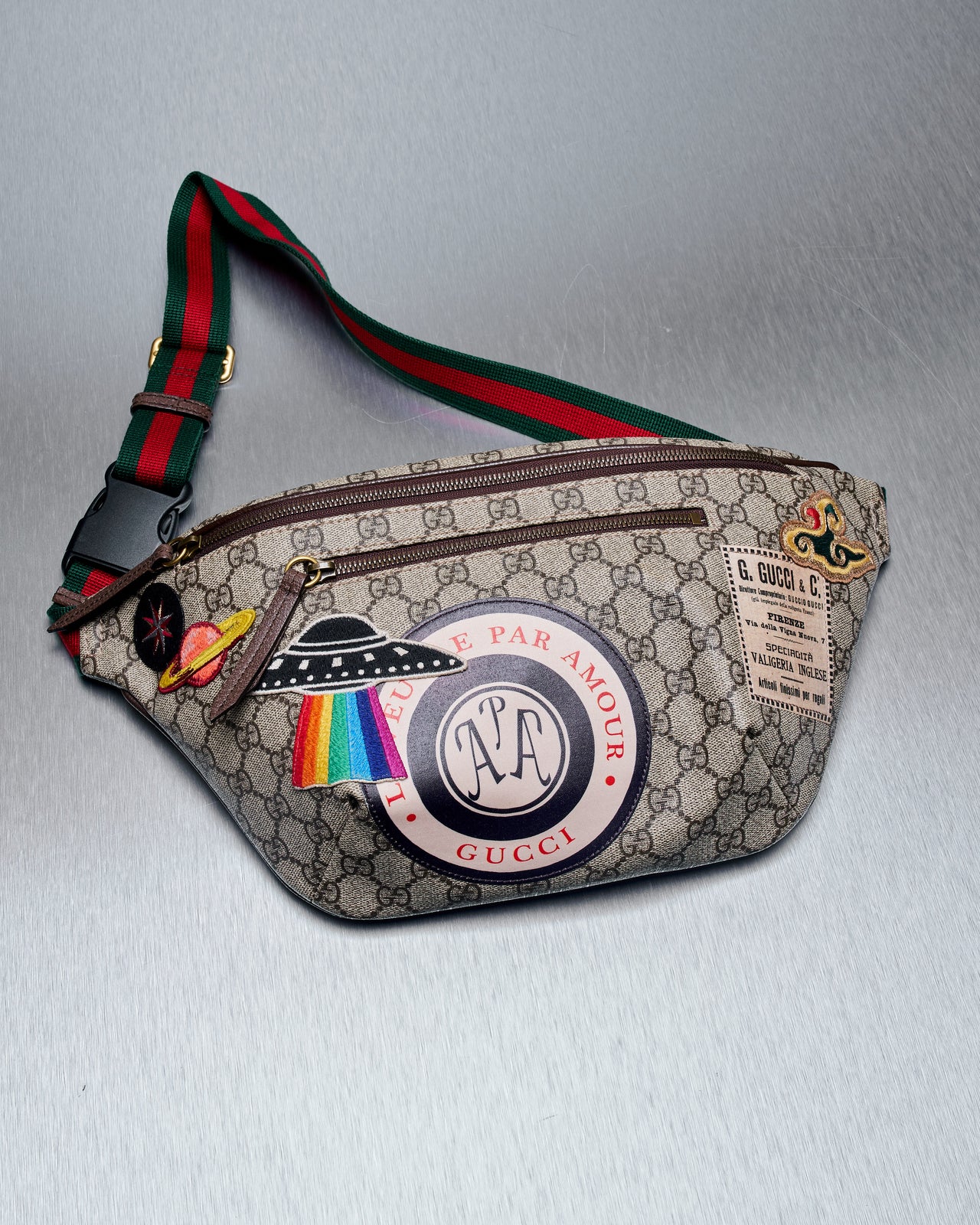 Gucci 2018 GG Supreme UFO patch belt bag