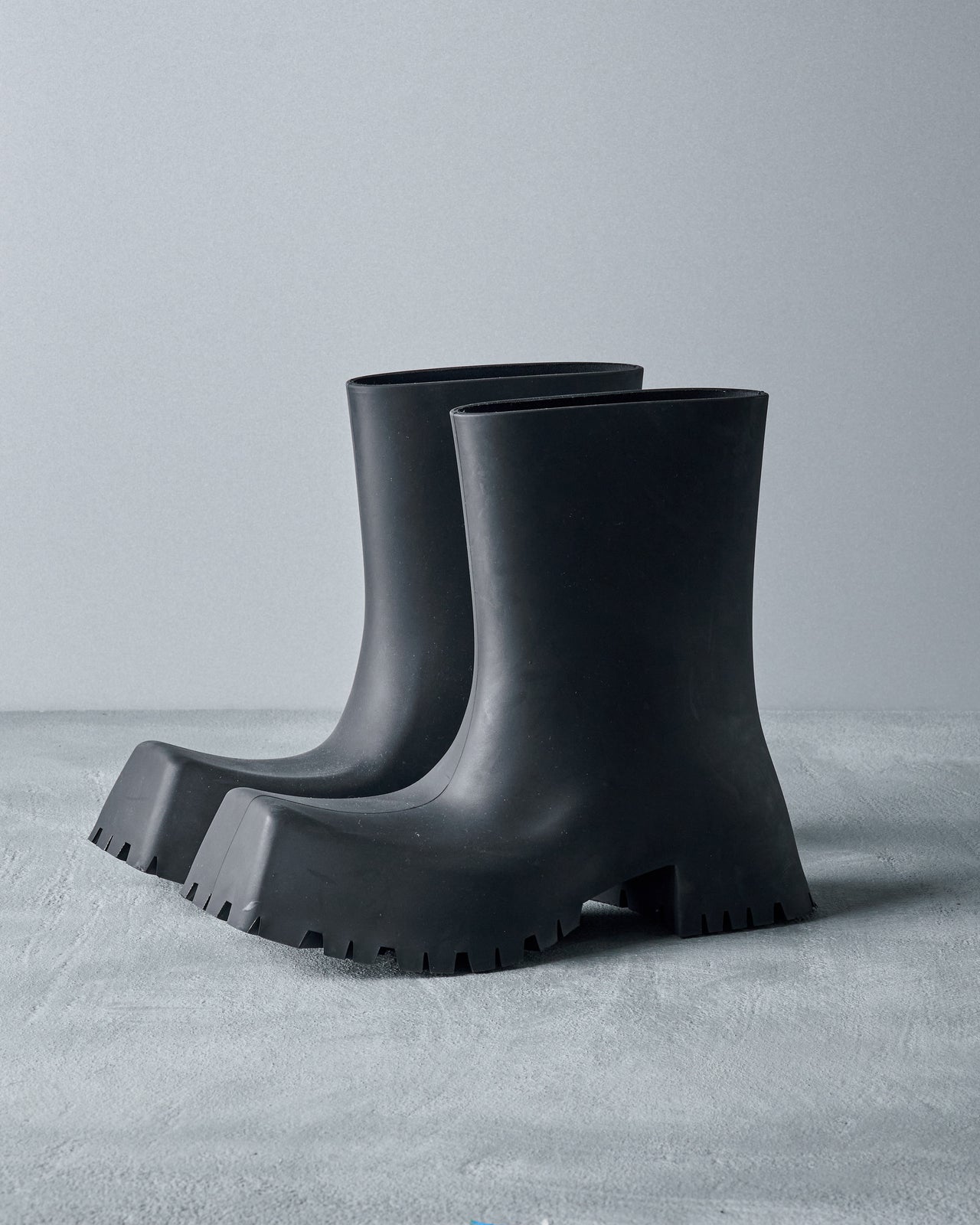 Balenciaga Trooper rubber boot